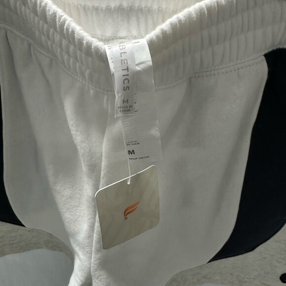 Fabletics Fleece Go-To Sweatshort- Women's Size Medium - Picture 3 of 4